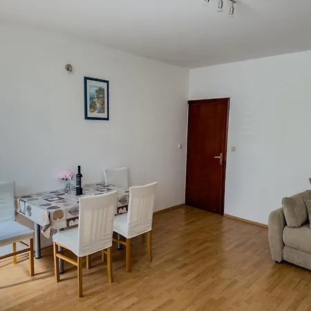 Apartament Marin Tomas