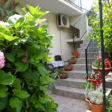 Marin Tomas Apartment *